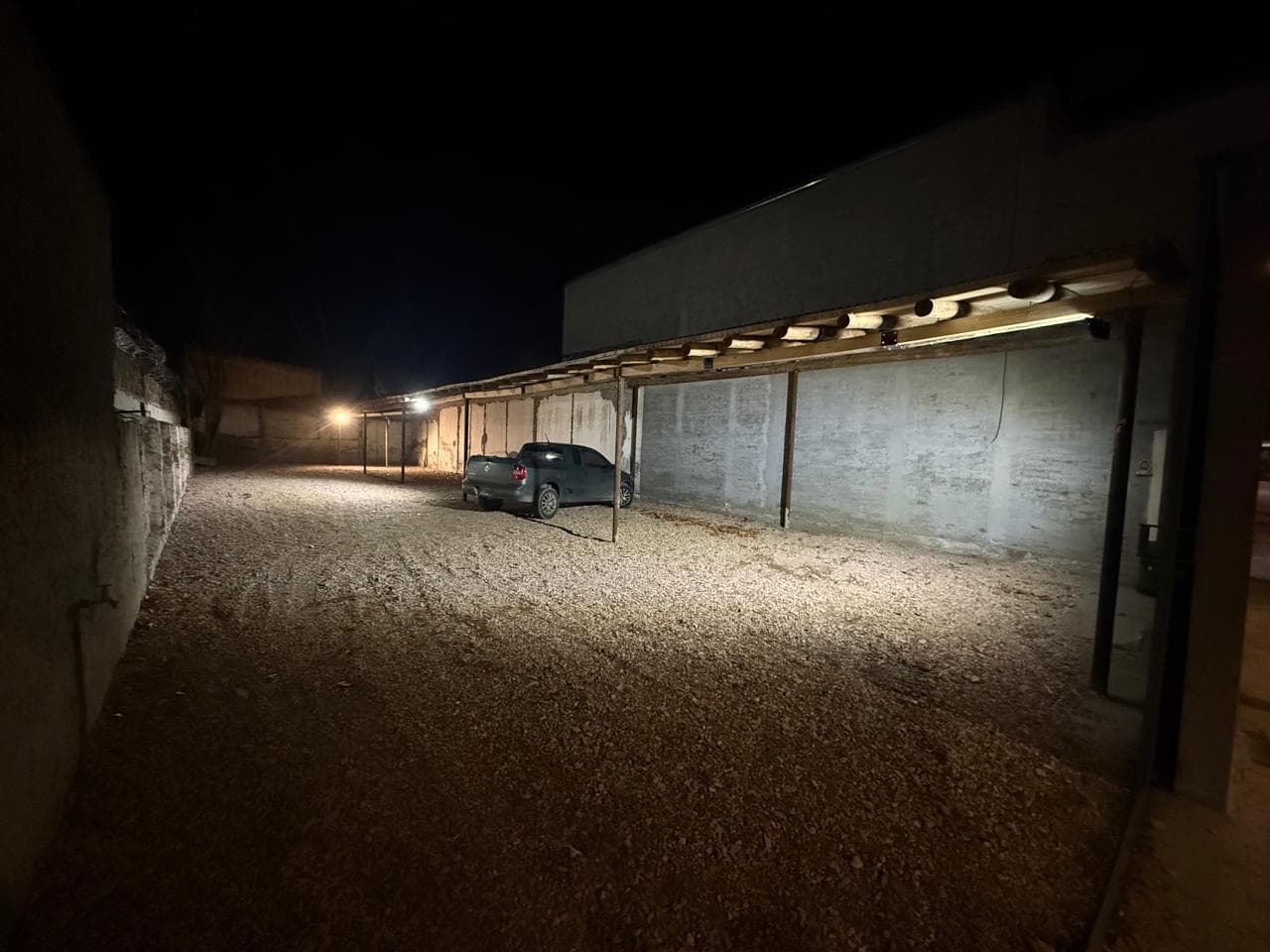 Iluminaria solar para estacionamiento